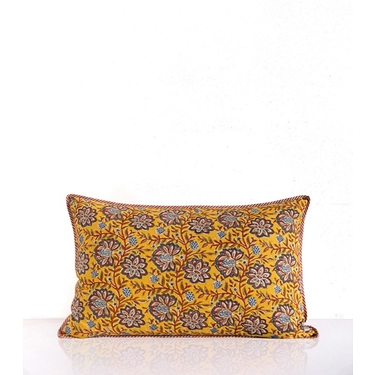 Louise Moutarde rectangle cushion cover